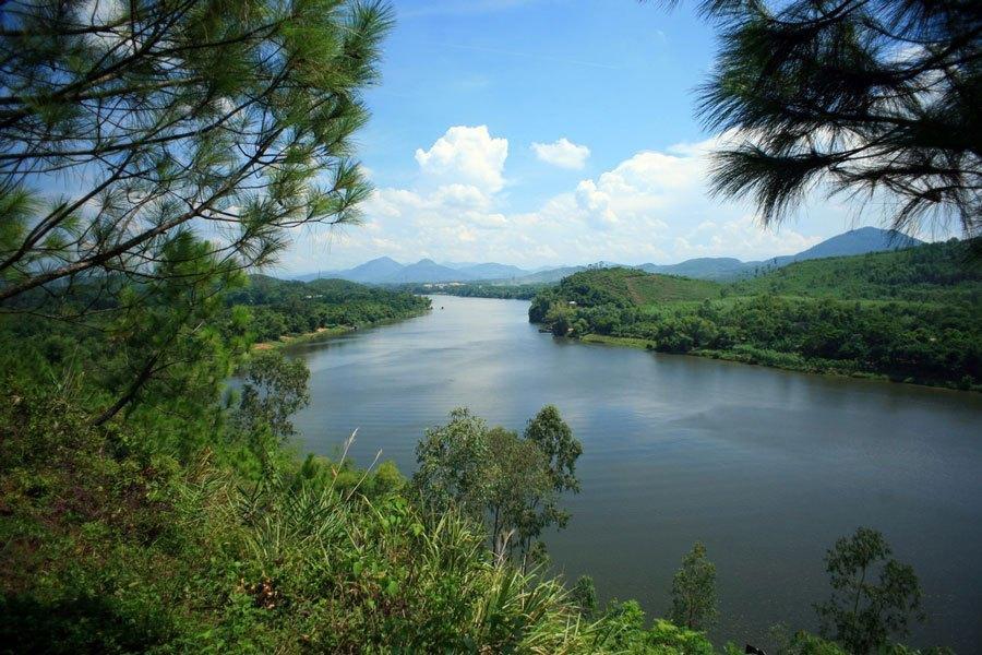 Perfume River