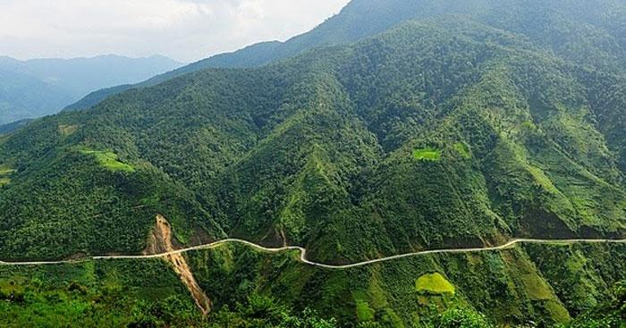 Văn mẫu lớp 7: Cảm nghĩ về bài thơ Qua Đèo Ngang của Bà Huyện Thanh Quan Dàn ý & 12 bài văn hay nhất lớp 7