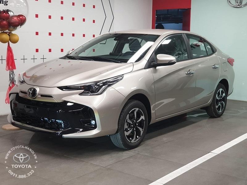 Toyota Vios 2024 mới màu vàng cát